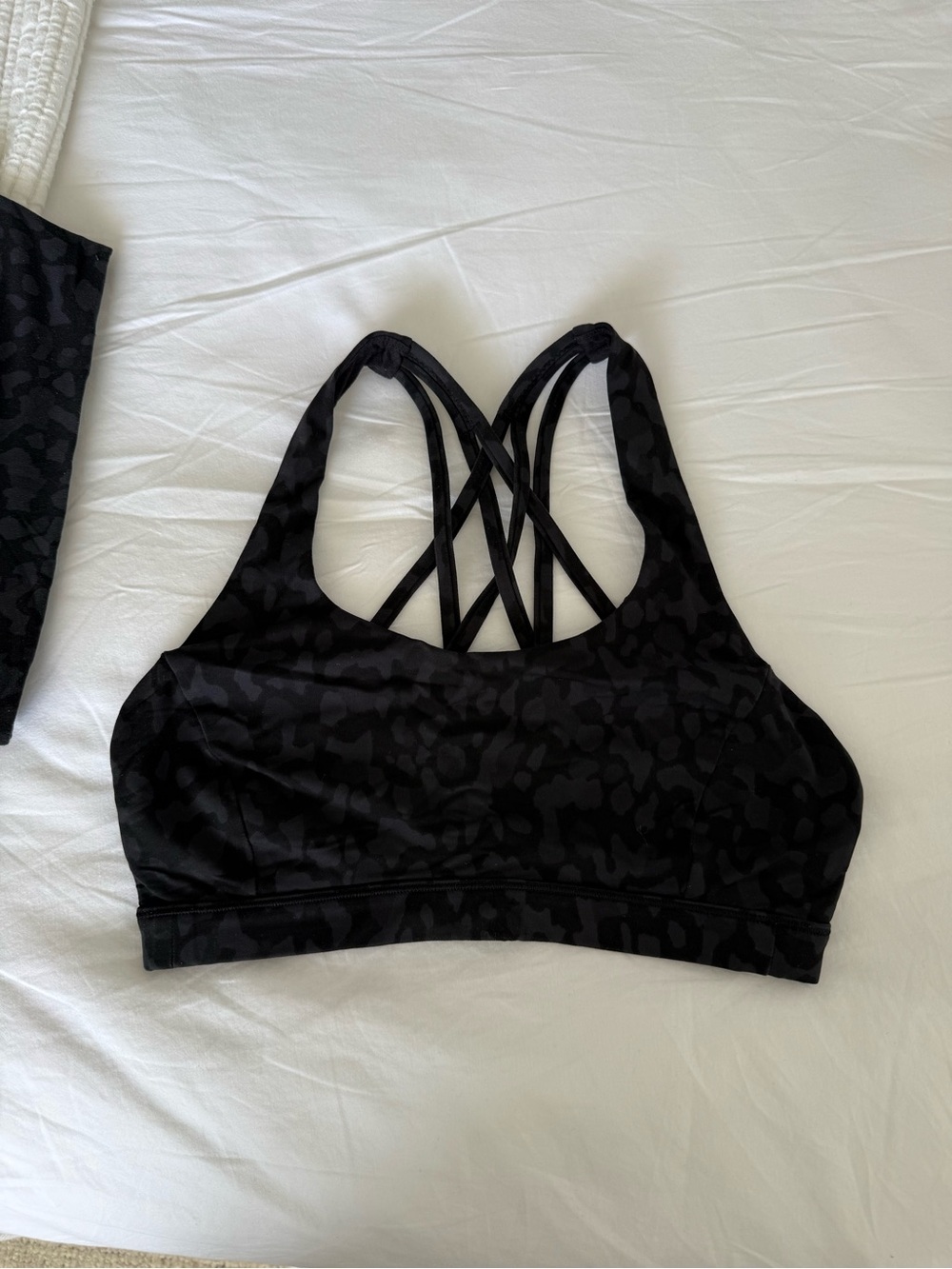 Lululemon Sports Bra & Leggings Matching Set - both size 4
